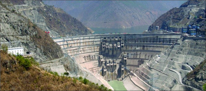 Nejvyšší položená vodní elektrárna na světě v Tibetu.
