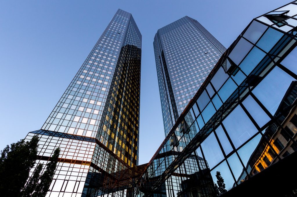 Síldo Deutsche Bank ve Frankfurtu, autor: Carsten Frenzl, Flickr