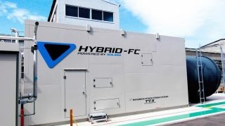 Hybridní systém pro výrobu elektrické eenrgie kombinující palivové články s plynovou mikroturbínou. Zdroj: Toyota