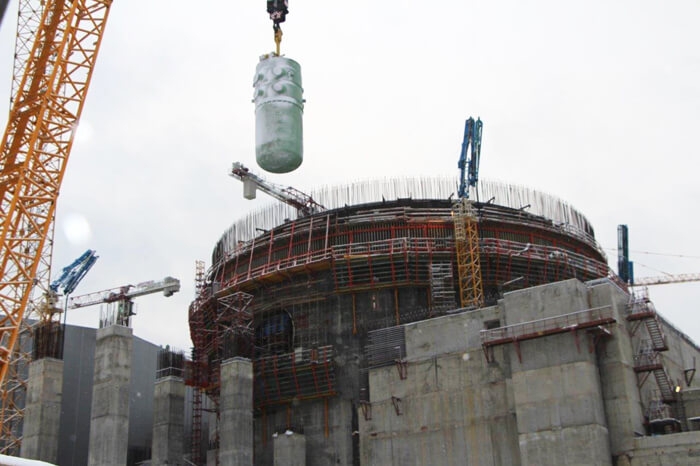 Instalace reaktorové nádoby 