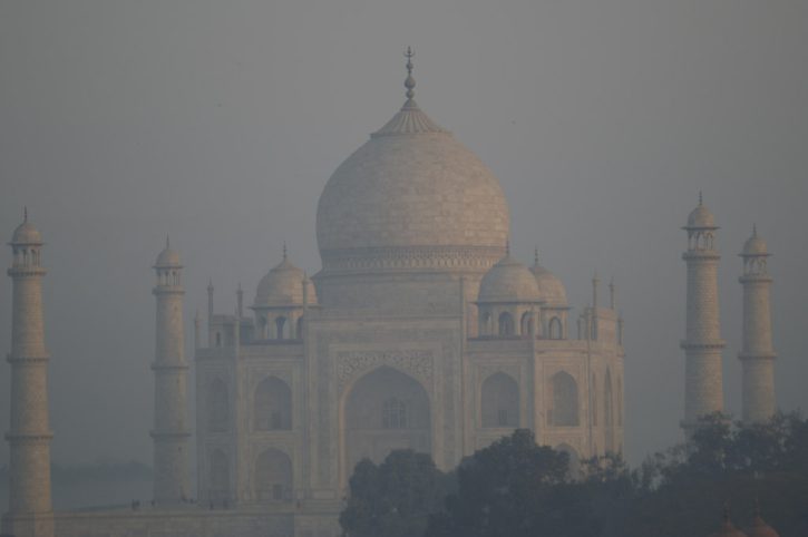 Taj Mahal Smog, Autor: Jaymis Loveday