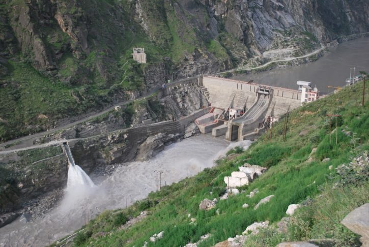 Nejvyšší položená vodní elektrárna na světě v Tibetu.