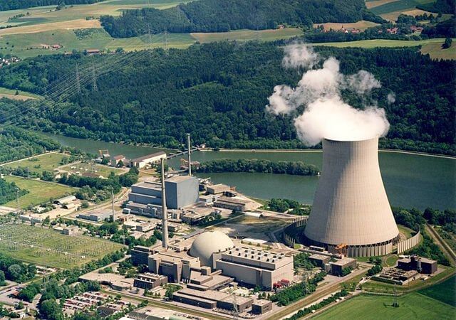 Odstavování jaderných bloků v Německu je jediná část Energiewende, která probíhá podle plánu. Isar 2 bude jedním z posledních bloků, které se v roce 2022 odstaví (zdroj Wikipedie)