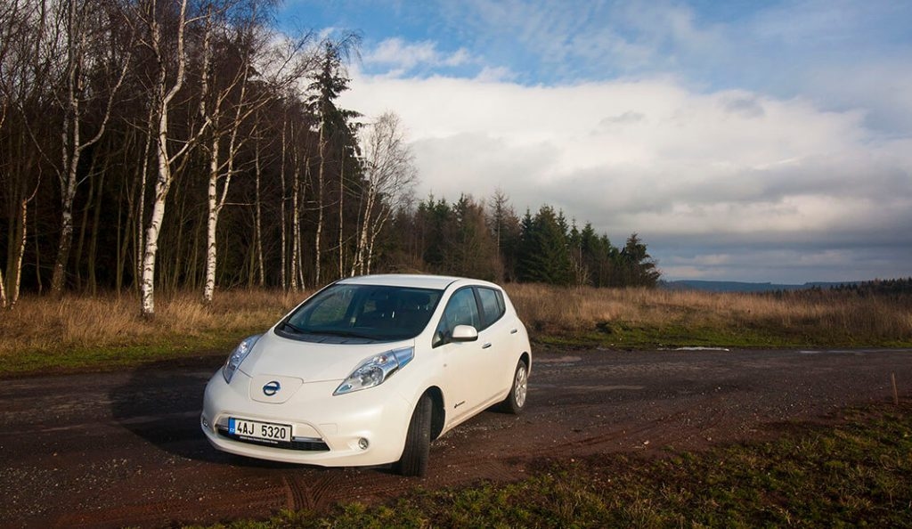 Nissan LEAF zapůjčený od Nissan Česká republika v Krkonoších, foto: Tomáš Jirka