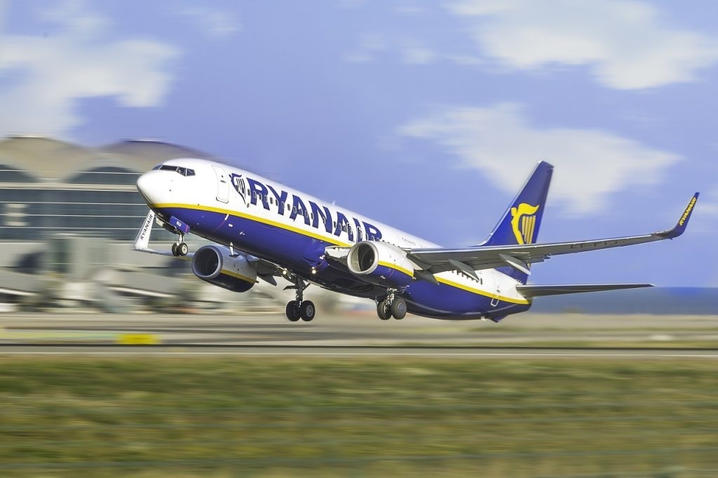 Reklama na Ryanair i další aerolinky bude v Haagu od ledna roku 2025 zakázaná. Foto: Pixabay