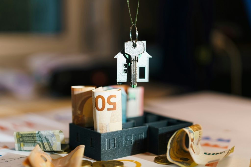 savings, úspory ceny, domácnosti, maloobchod