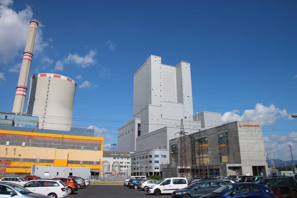 Elektrárna Ledvice společnosti ČEZ. Zdroj: Commons Wikimedia / Draceane / CC-BY-SA-4.0 / 