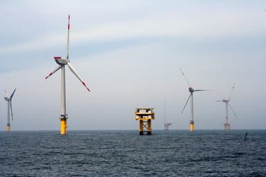 Offshore větrný park Alpha Ventus, Německo. Zdroj: ENERGY.GOV