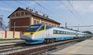 Elektrické pohonné jednotky na českých železnicích - Řada 680 Pendolino