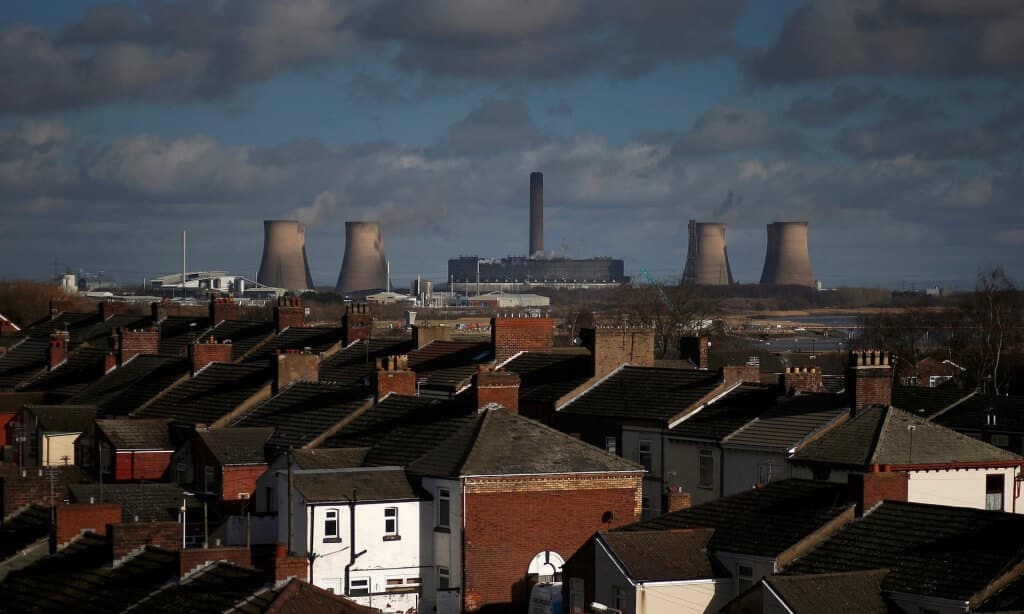 uhelná elektrárna Fiddlers Ferry na severu Anglie