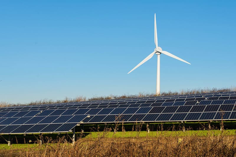 poslanci-evropskeho-parlamentu-pozaduji-ambicioznejsi-energeticke-cile