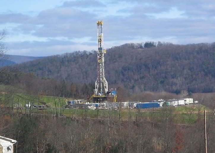 reuters-opec-se-dohodl-unorove-a-breznove-tezbe