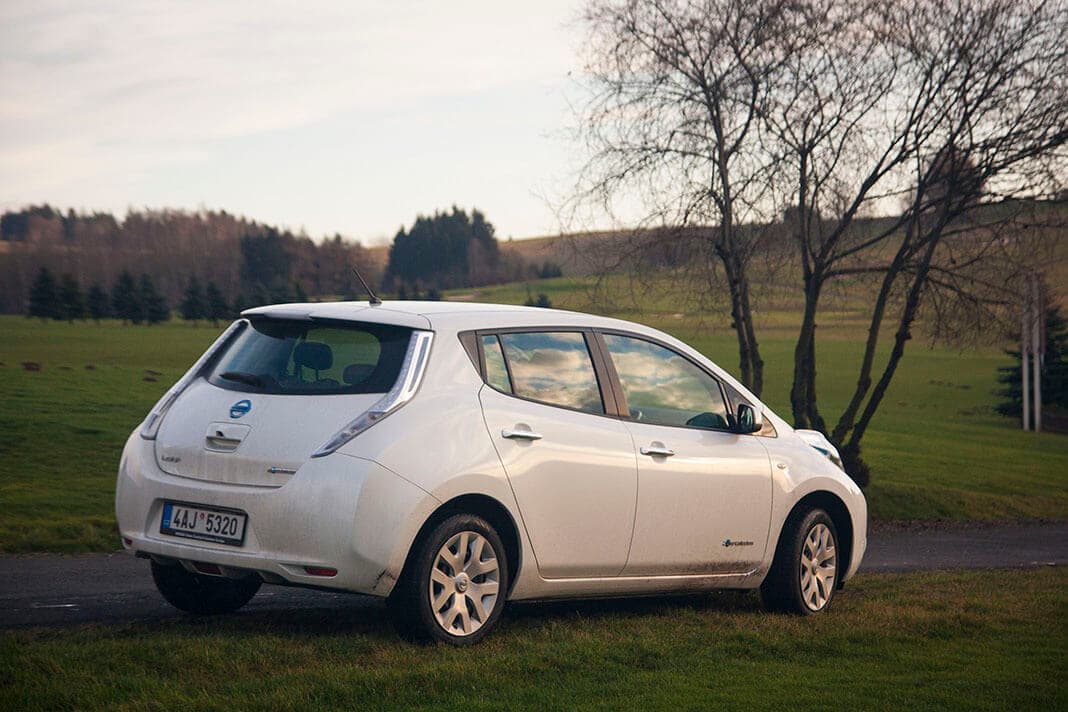 Nissan LEAF zapůjčený od Nissan Česká republika v Krkonoších, foto: Tomáš Jirka