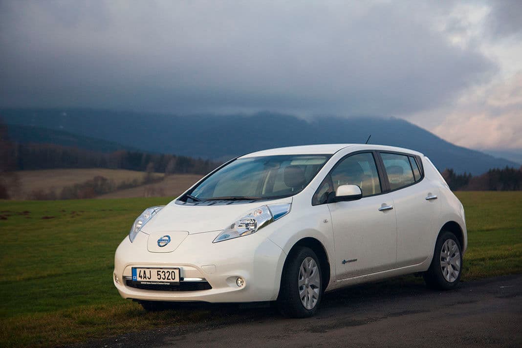 Nissan LEAF zapůjčený od Nissan Česká republika v Krkonoších, foto: Tomáš Jirka