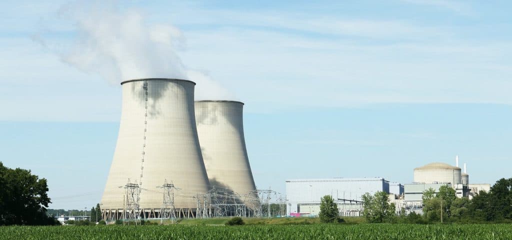 Stator pro kanadskou jadernou elektrárnu Darlington dokončil cestu z Polska