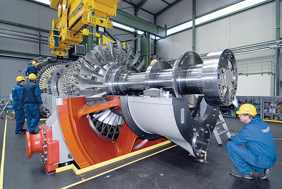 Plynová turbína Siemens SGT5-8000H. Zdroj: www.energy.siemens.com
