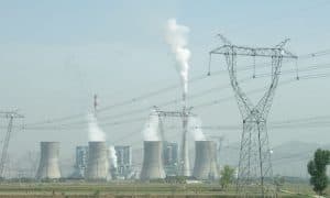 Španělský regulátor se ohradil proti návrhu vlády, který by jí umožnil zakázat uzavírání elektráren