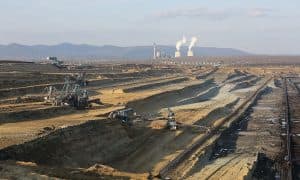 RWE zvažuje prodej uhelných aktiv v Maďarsku, spekuluje se o zájemcích z ČR