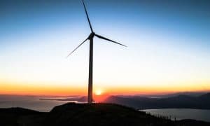 FERC: Větrné a solární elektrárny nezhoršují stabilitu americké sítě