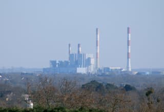 Francouzská uhelná elektrárna Cordemais. Zdroj: wikimedia