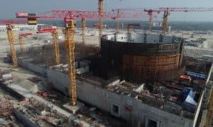 Rusko postaví v Íránu čtyři jaderné elektrárny za 25 miliard USD