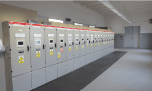 Hitachi ABB Power Grids realizovala pro EG.D unikátní modernizaci chránění rozvodny