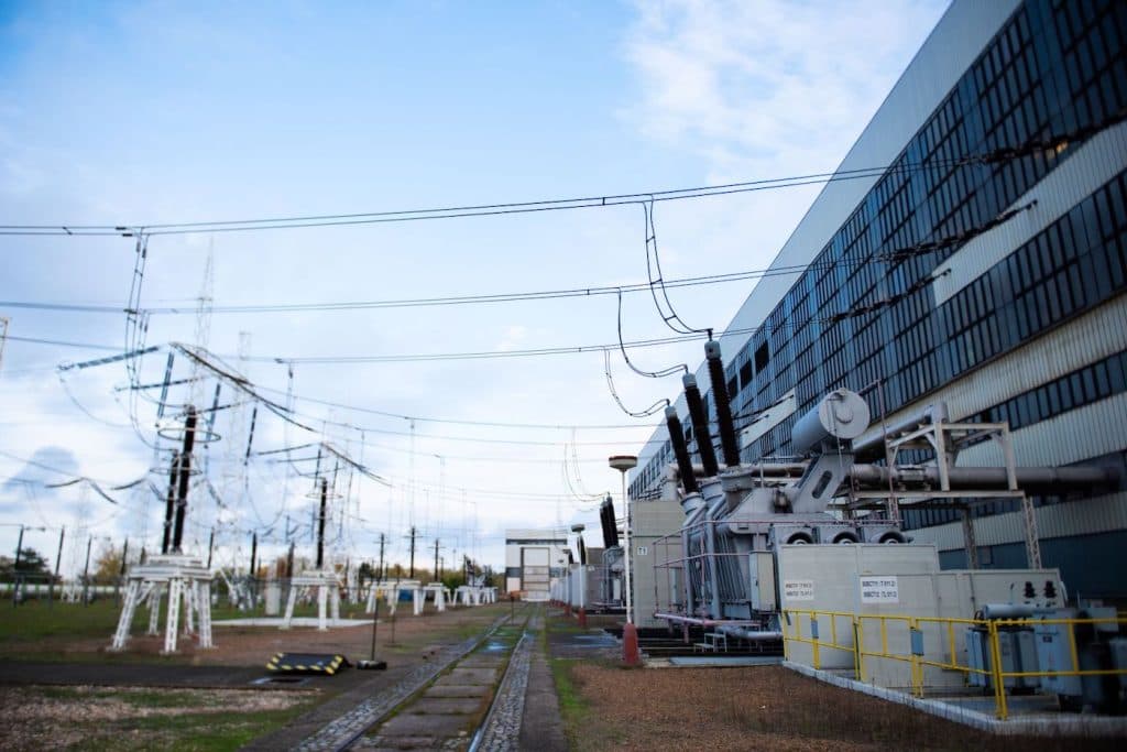 poskozenim-chladici-veze-elektrarny-chvaletice-se-bude-zabyvat-nejvyssi-soud