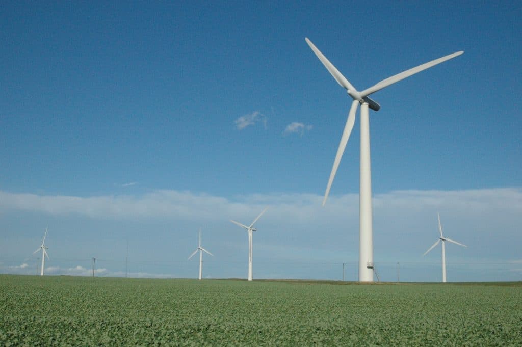 Výrobce větrných turbín trápí rostoucí náklady, Siemens Gamesa se propadla do provozní ztráty