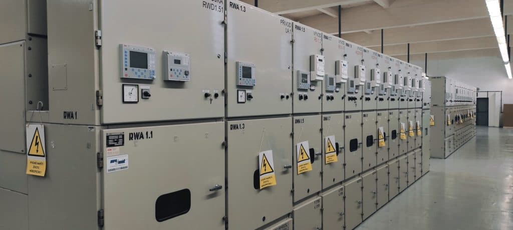 rozsahla-rekonstrukce-rozvodny-r700-orlen-unipetrol-rpa