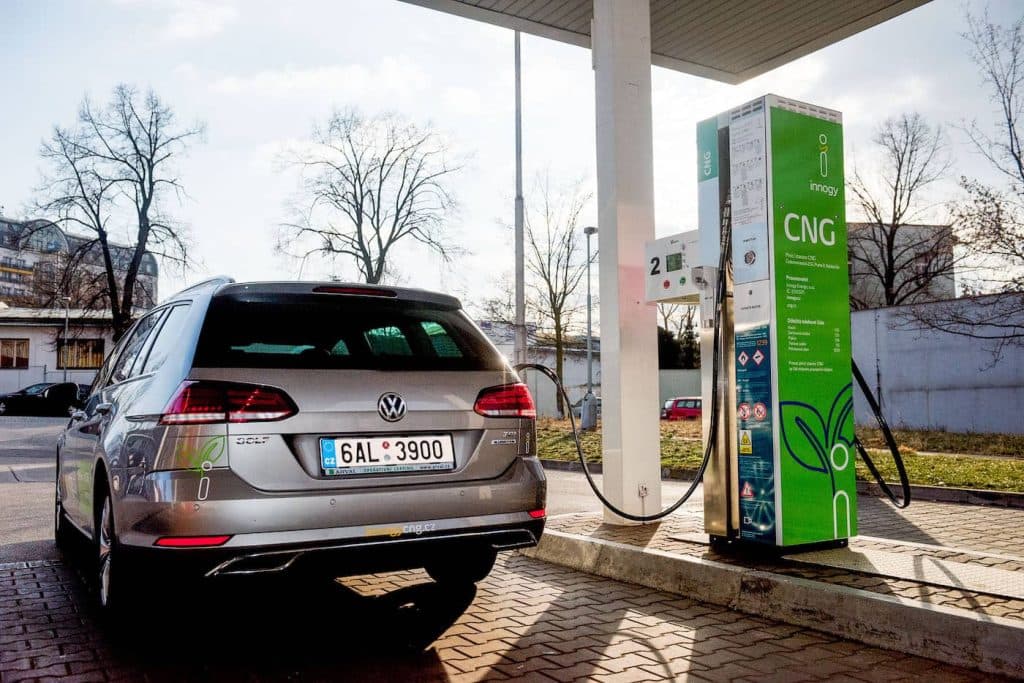 ridici-maji-v-cr-k-dispozici-jiz-pres-100-plnicich-stanic-cng