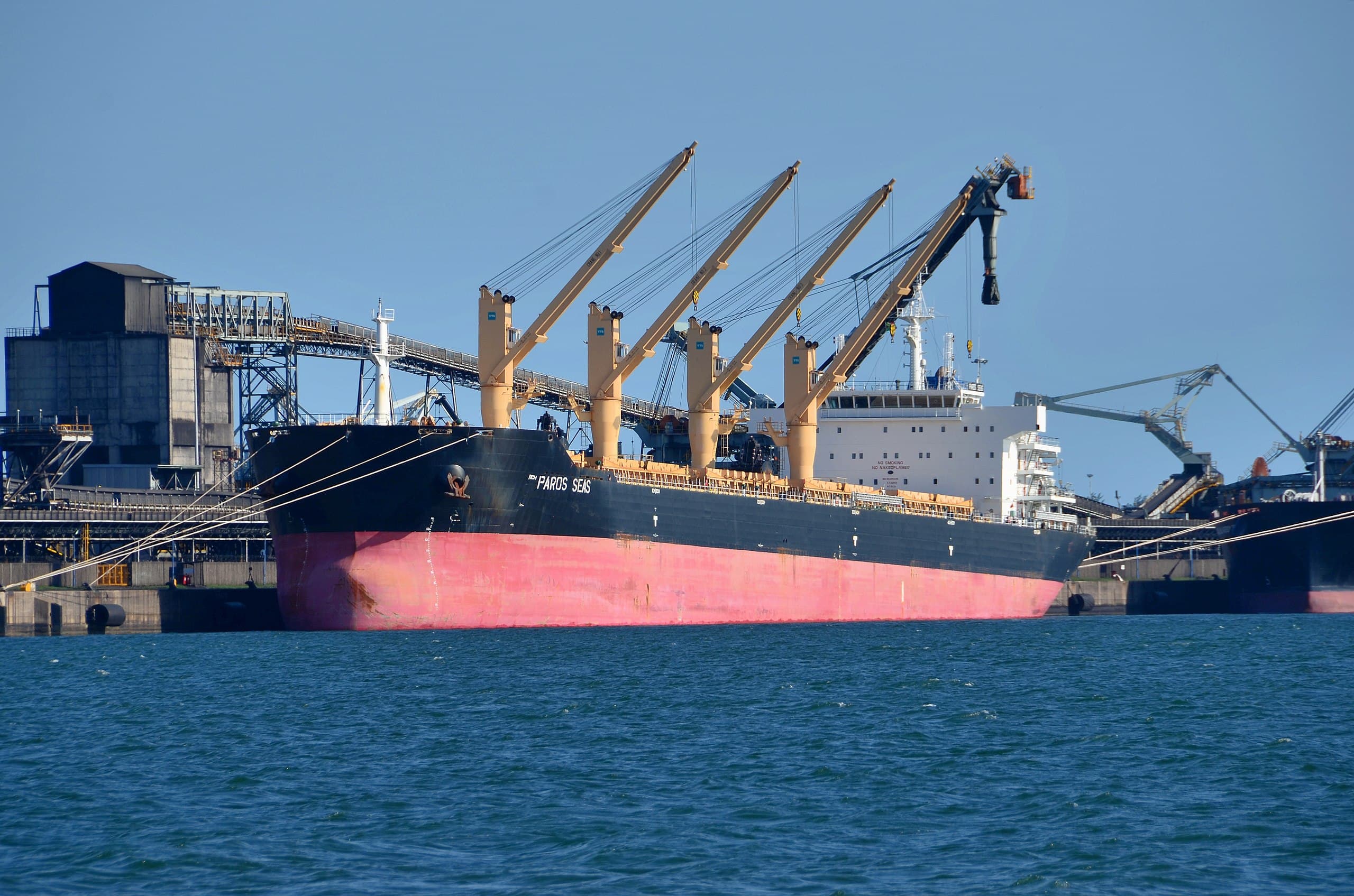 Nakládka uhlí v jihoafrickém exportním terminálu Richard's Bay