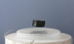 Evropská unie čelí ztrátě klíčového projektu v oblasti vzácných zemin