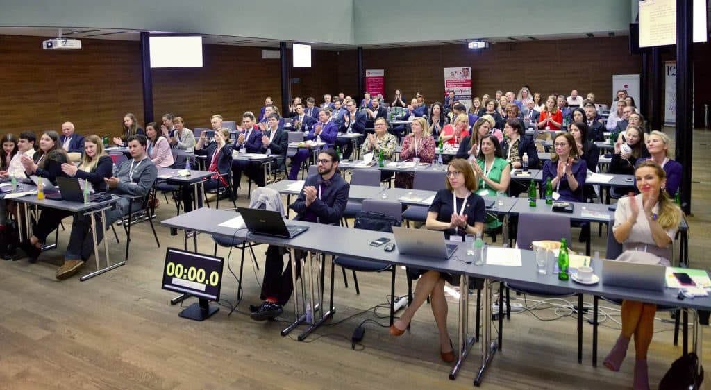 Komunitní energetika, obnovitelné zdroje i role provozovatelů energetických soustav na kongresu Právní prostor 2023