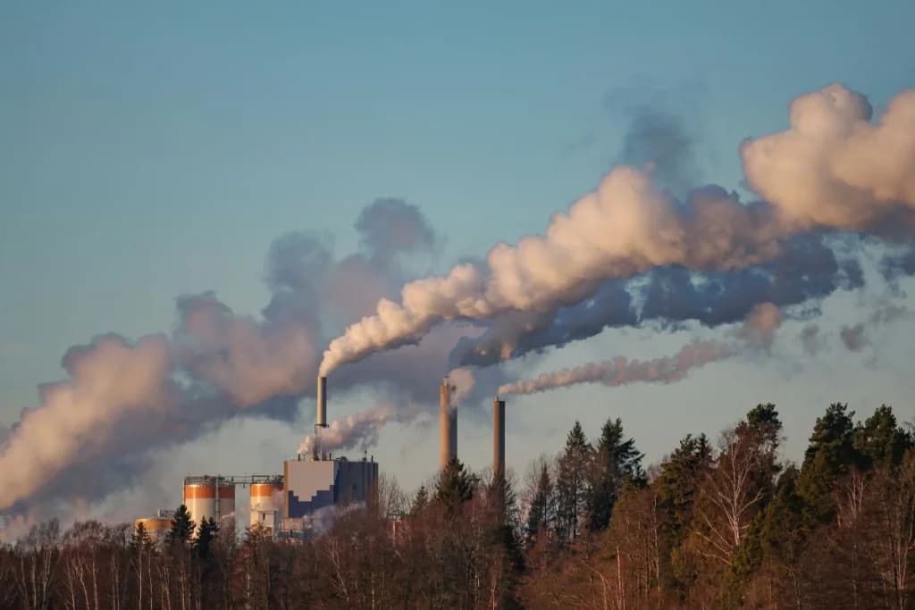 Zachytávání CO2 vyjde na miliardy. V Česku ho zatím zkoušejí jen vědci