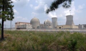Westinghouse chce v USA postavit deset jaderných reaktorů, řekl šéf firmy