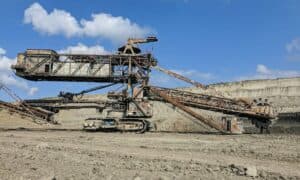 IEA: Čína musí pro splnění klimatických cílů snížit do roku 2060 spotřebu uhlí o 80 %