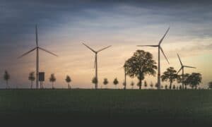 Británie chce po roce 2035 vyrábět elektřinu jen z obnovitelných zdrojů energie