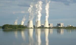 Německá uhelná elektrárna Jänschwalde půjde na léto do rezervy. Z trhu ji vytlačují OZE