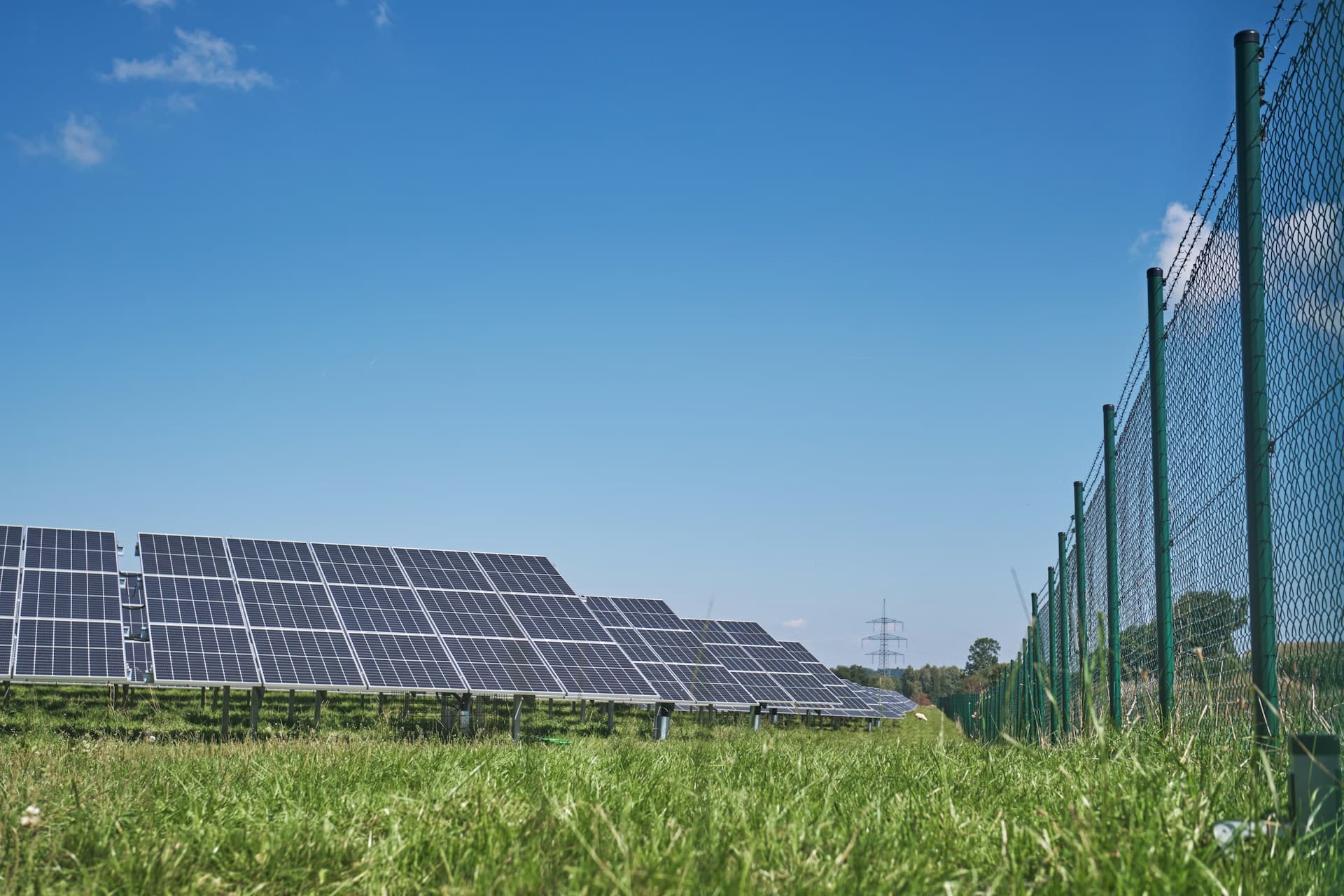 fotovoltaická elektrárna, solární, obnovitelné zdroje, renewables, solar