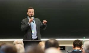 Seminář Akumulace a fotovoltaika od A do Z představí aktuální technologie, praxi energetických projektů i legislativu