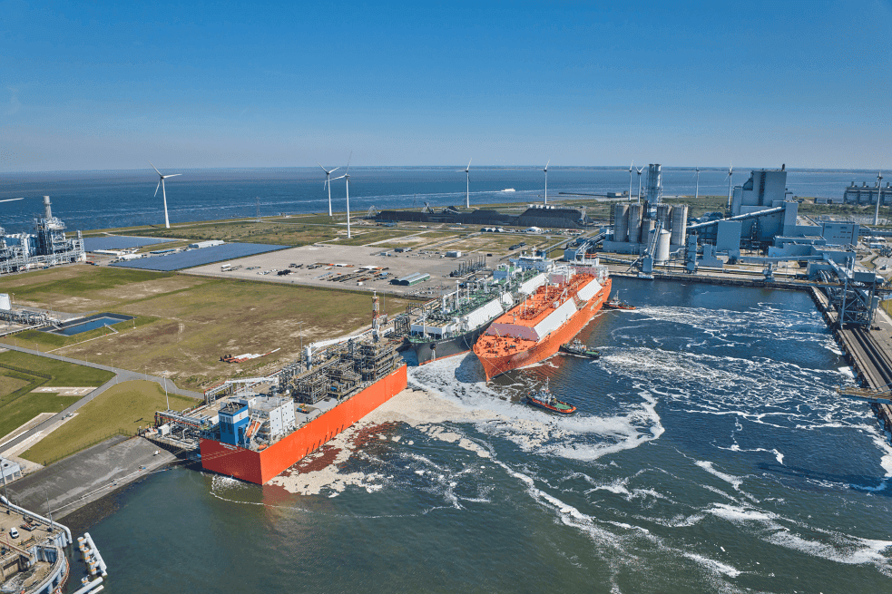 dovoz-lng-do-eu-klesa-ctvrty-mesic-v-rade-od-vrcholu-se-propadl-temer-o-40