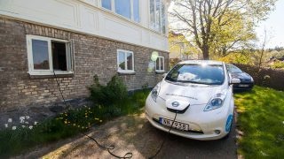 Nissan LEAF zapůjčený od švédské půjčovny elektromobilů MoveAbout.se, foto: Tomáš Jirka