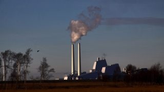 Původně uhelná elektrárna Avedøre společnosti DONG Energy, nyní spalující biomasu. Autor: Guillaume Baviere, Flickr