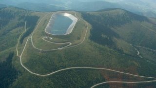 Horní nádrž přečerpávací elektrárny Dlouhé Stráně (zdroj ČEZ)
