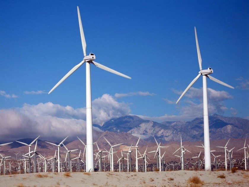 usa-loni-zprovoznili-rekordni-objem-vykonu-ve-vetrnych-elektrarnach