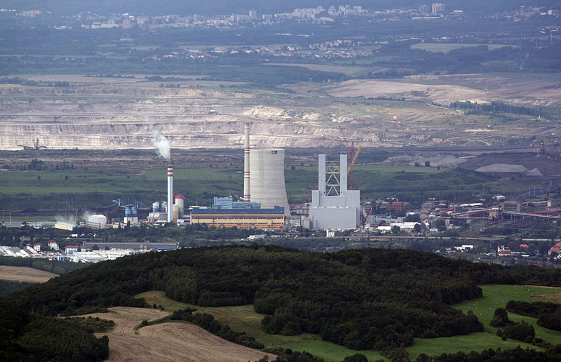 Německo přesune uhelné elektrárny do výkonové rezervy. Ilustrační foto: hnědouhelná elektrárna Ledvice 