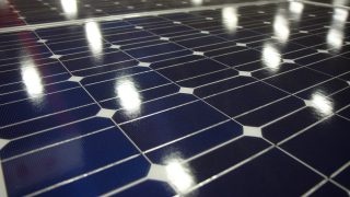 fotovoltaický panel, autor: Steve Rainwater