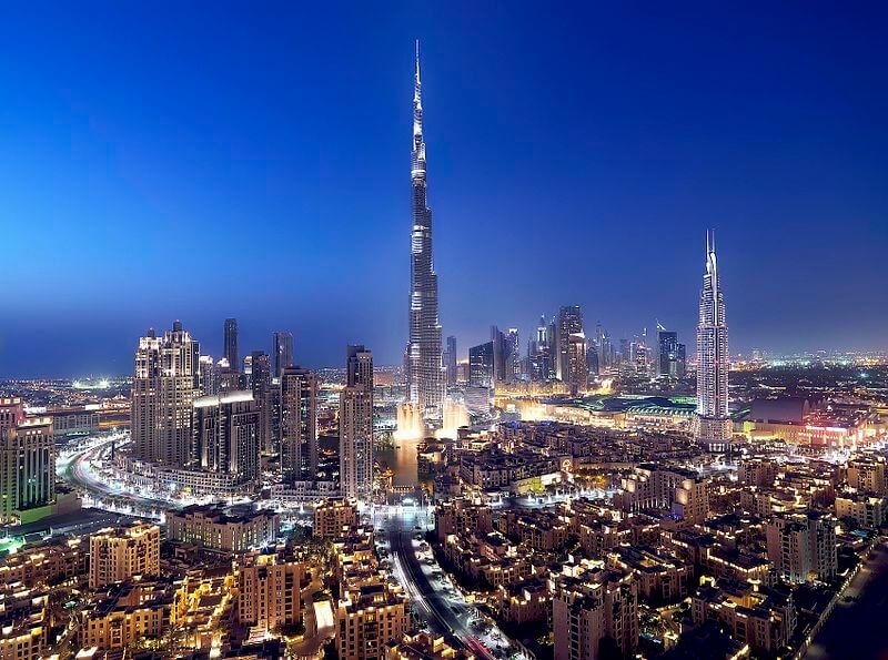 Zdroj: https://commons.wikimedia.org/wiki/File:Downtown_Dubai_by_Emaar_Properties.JPG