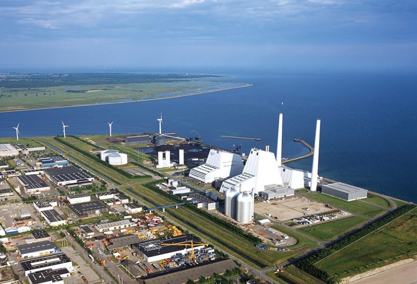 Elektrárna Avedoere v Dánsku přešla také ze spalování uhlí na biomasu (zdroj: Dong Energy)