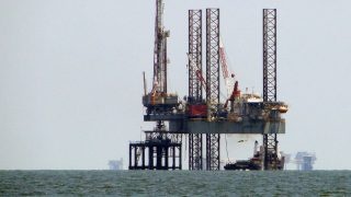 http://www.worldoil.com/news/2017/4/11/north-sea-expected-to-see-30-crude-natural-gas-projects-start-operations-by-2020-says-globaldata